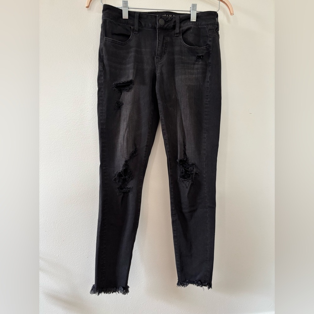 American Eagle Super Stretch Distressed Black Women's Jeans